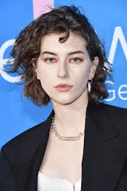 King Princess Goes After Fake Friends And Queer-Baiters On The New Single ‘Cry Cry Cry’